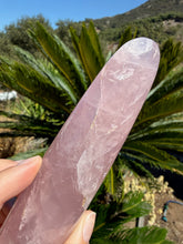 Load image into Gallery viewer, Rose Quartz Wand 35PK