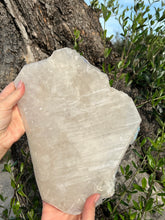 Load image into Gallery viewer, Large Aura Quartz Shard
