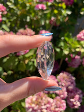Load image into Gallery viewer, Quartz Faceted Heart