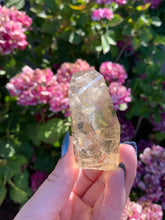 Load image into Gallery viewer, Citrine Standing Geometric with etchings face