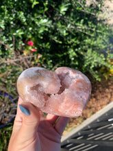 Load image into Gallery viewer, Druzy Pink Amethyst Heart
