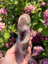 Load image into Gallery viewer, Lavender Pink Amethyst Druzy Heart