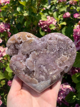 Load image into Gallery viewer, Lavender Pink Amethyst Druzy Heart
