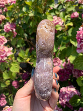 Load image into Gallery viewer, Lavender Pink Amethyst Druzy Heart