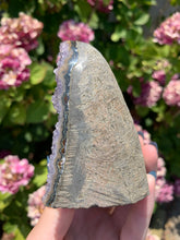 Load image into Gallery viewer, Druzy Purple Amethyst Cut Base