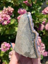 Load image into Gallery viewer, Druzy Purple Amethyst Cut Base