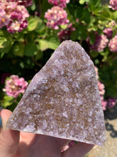 Load image into Gallery viewer, Druzy Purple Amethyst Cut Base