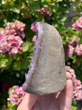 Load image into Gallery viewer, Druzy Purple Amethyst Cut Base