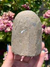 Load image into Gallery viewer, Druzy Purple Amethyst Cut Base