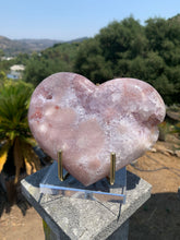 Load image into Gallery viewer, Pink Amethyst Heart