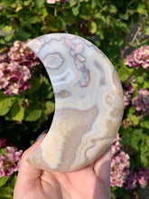 Load image into Gallery viewer, Flower Agate Moon with Stand