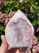 Load image into Gallery viewer, Pink Amethyst Flower Agate Flame