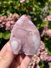 Load image into Gallery viewer, Pink Amethyst Flower Agate Flame