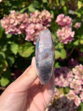 Load image into Gallery viewer, Flower Agate Heart