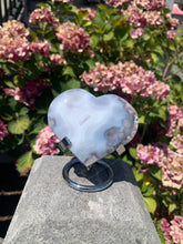 Load image into Gallery viewer, Flower Agate Heart