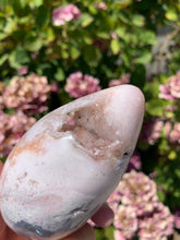 Load image into Gallery viewer, Pink Amethyst Agate Egg