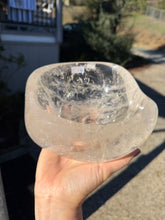 Load image into Gallery viewer, Quartz High Grade Bowl**