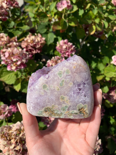 Pink Lavender Amethyst Cut Base