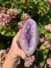 Load image into Gallery viewer, Pink Lavender Amethyst Cut Base