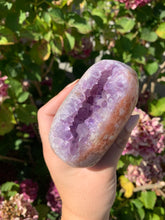 Load image into Gallery viewer, Pink Lavender Amethyst Cut Base