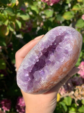Load image into Gallery viewer, Pink Lavender Amethyst Cut Base