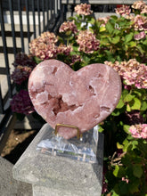 Load image into Gallery viewer, Pink Amethyst Heart