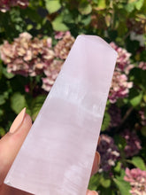 Load image into Gallery viewer, Pink Mangano Calcite Tower