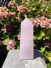 Load image into Gallery viewer, Pink Mangano Calcite Tower