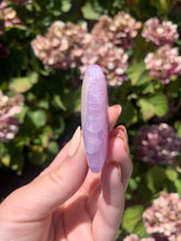 Load image into Gallery viewer, Pink Aragonite Heart
