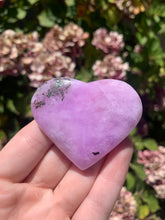 Load image into Gallery viewer, Pink Aragonite Heart