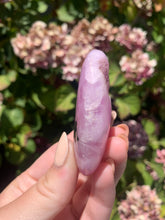 Load image into Gallery viewer, Pink Aragonite Palm Stone