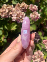Load image into Gallery viewer, Pink Aragonite Palm Stone