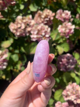 Load image into Gallery viewer, Pink Aragonite Palm Stone