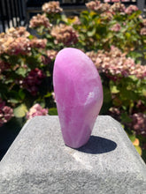 Load image into Gallery viewer, Pink Aragonite Freeform