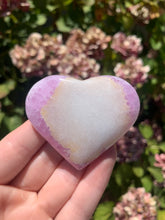 Load image into Gallery viewer, Pink Aragonite Heart