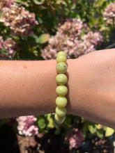 Load image into Gallery viewer, Serpentine Bracelet 10 mm
