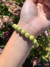 Load image into Gallery viewer, Serpentine Bracelet 10 mm