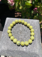 Load image into Gallery viewer, Serpentine Bracelet 10 mm