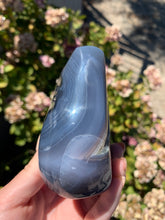 Load image into Gallery viewer, Agate Flame w Green Druzy