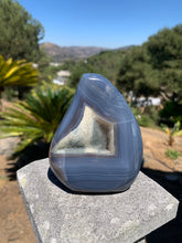 Load image into Gallery viewer, Agate Flame w Green Druzy