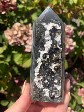 Load image into Gallery viewer, Green Amethyst Sugar Druzy Tower