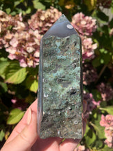 Load image into Gallery viewer, Green Amethyst Sugar Druzy Tower