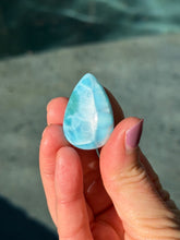 Load image into Gallery viewer, Larimar Teardrop 65ha