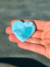 Load image into Gallery viewer, Larimar Heart 156K