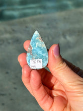 Load image into Gallery viewer, Larimar Teardrop Cab 70FG