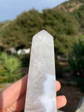 Load image into Gallery viewer, Agate Tower