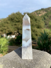 Load image into Gallery viewer, Agate Tower