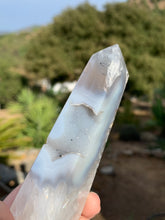 Load image into Gallery viewer, Agate Tower