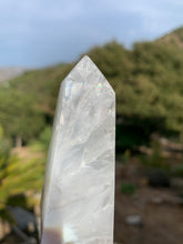 Load image into Gallery viewer, Agate Tower