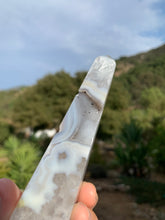 Load image into Gallery viewer, Agate Tower